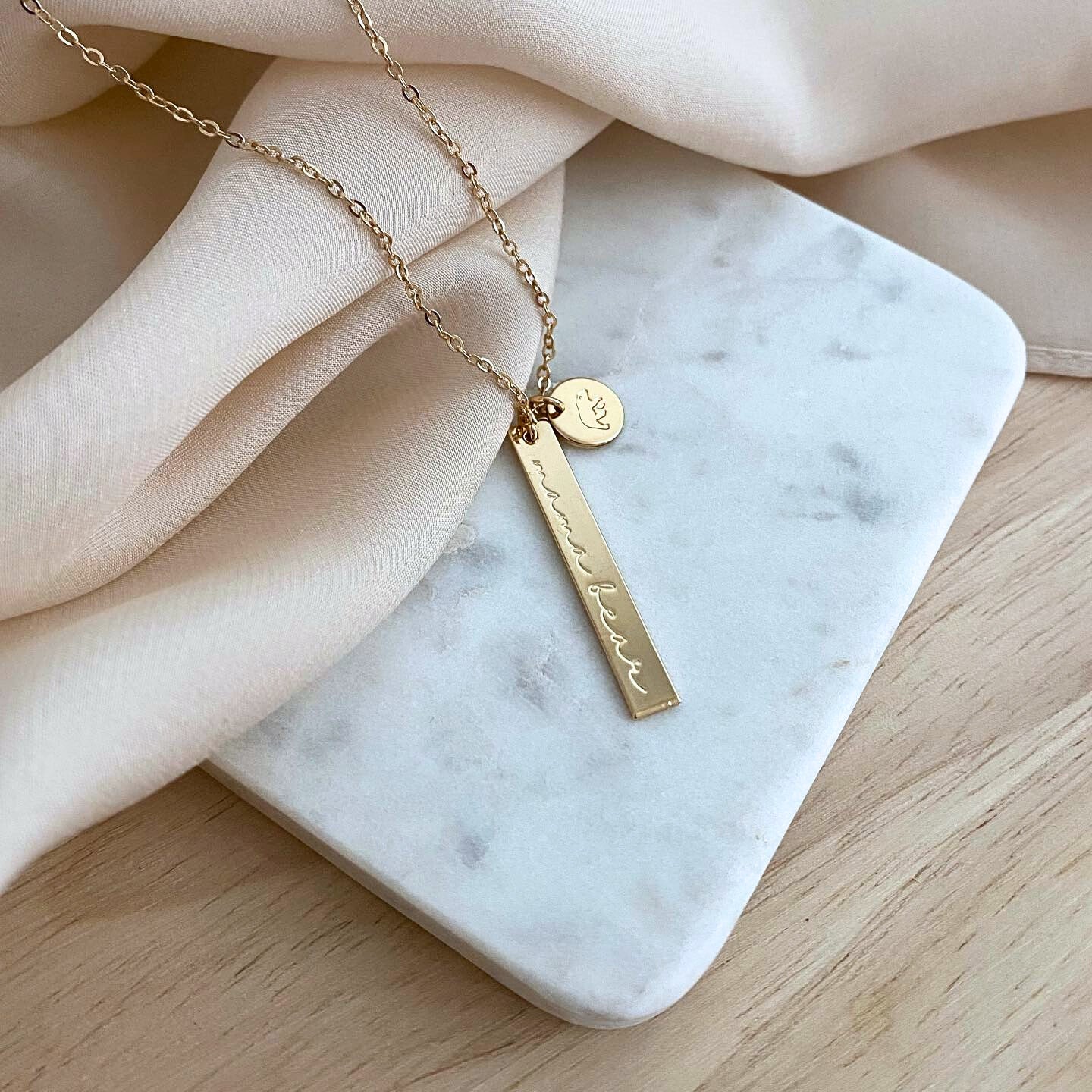 Lumignonoriginal♥LL logo choker 胡散臭い 3 set up